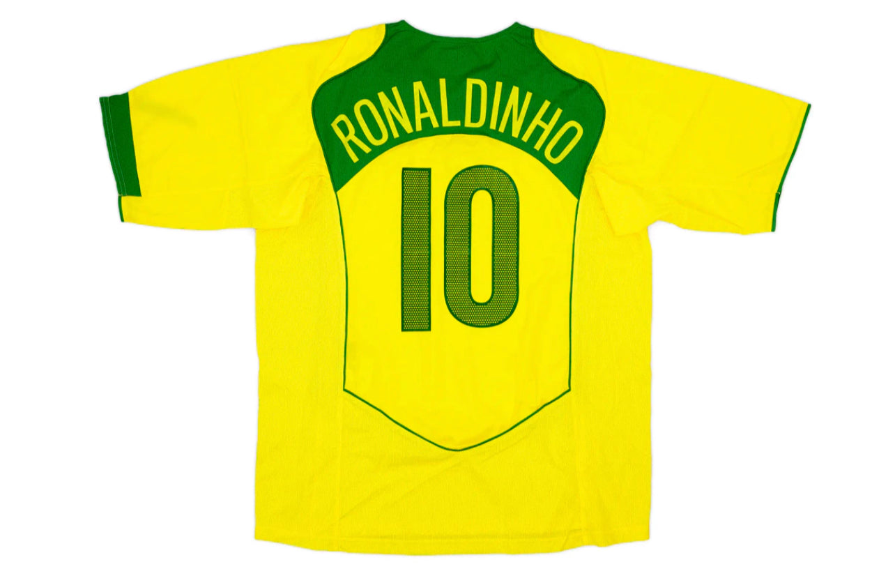 Camiseta Nike Brasil "Ronaldinho 2004 Total 90"