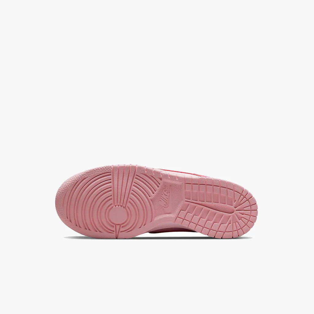 Dunk Low "Triple Pink"