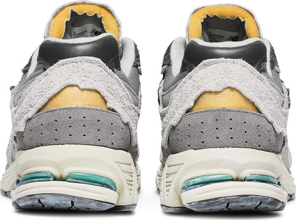 New Balance 2002R “Protection Pack Rain Cloud” ()