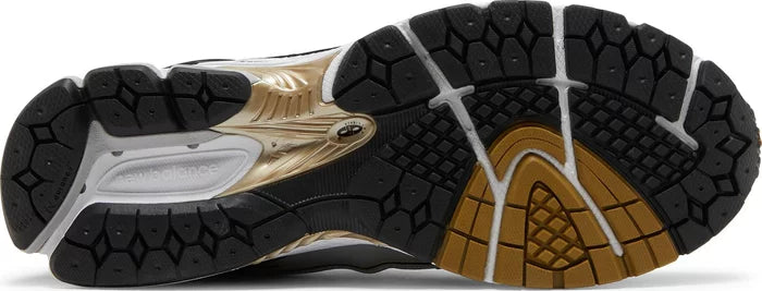 New Balance 1906R "Silver/Gold"