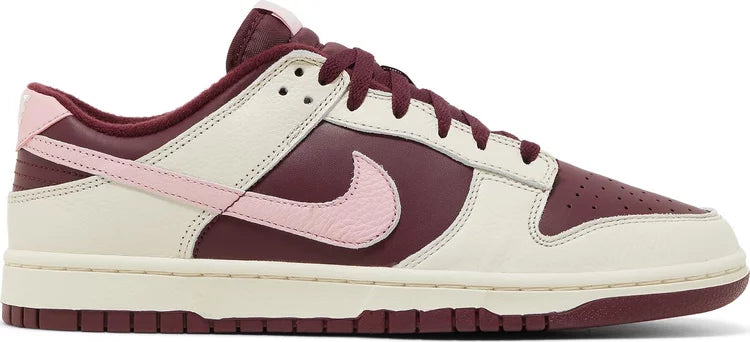Dunk Low “Valentine’s Day”