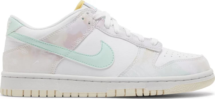 Dunk Low “Paisley Print”