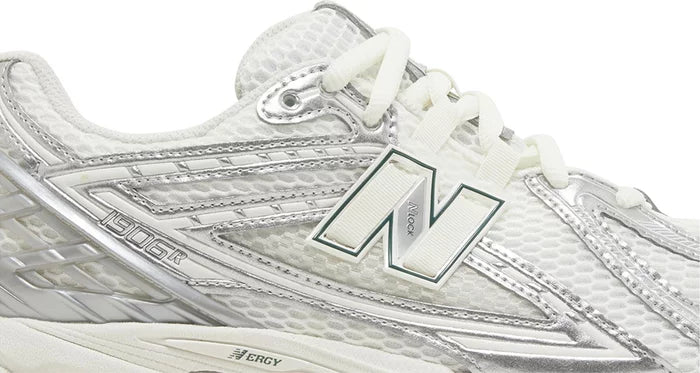 New Balance 1906R “Silver Metallic” ()