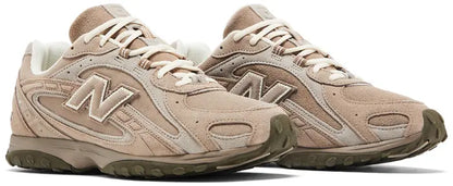 New Balance 204L "Mushroom Arid Stone" ()