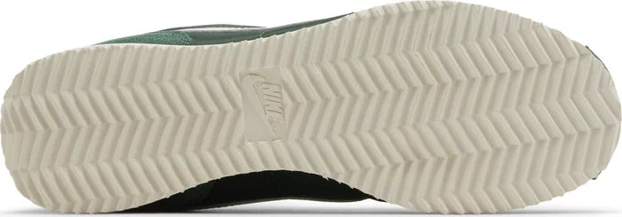 Nike Cortez “Fir” ()