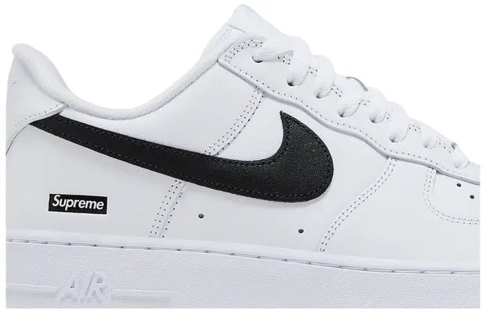 Nike Air Force "Supreme Box Logo"