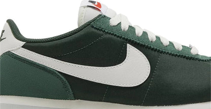 Nike Cortez “Fir” ()
