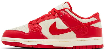 Dunk Low "Red Roses"