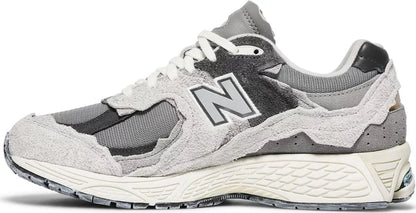 New Balance 2002R “Protection Pack Rain Cloud” ()