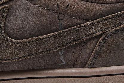 Air Jordan 1 Low OG "Travis Scott Velvet Brown"
